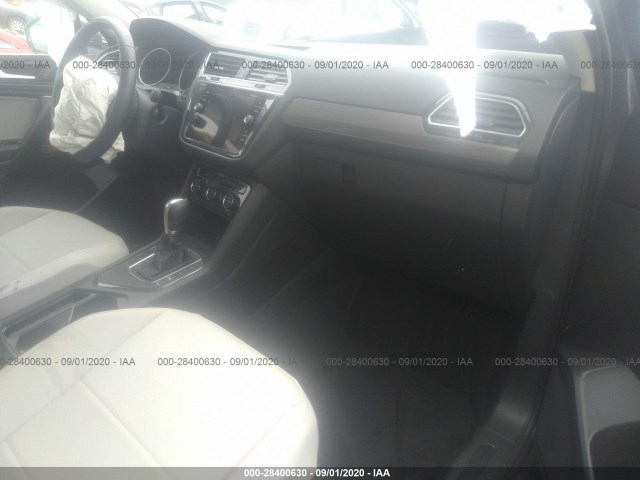 3VV3B7AX1KM185477  volkswagen tiguan 2019 IMG 4