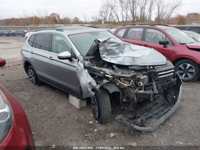 3VV3B7AX3KM107170  volkswagen tiguan 2019 IMG 0