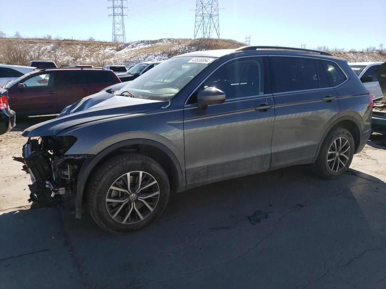 3VV3B7AX5KM178502  volkswagen tiguan 2019 IMG 0