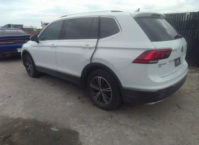 3VV3B7AX8KM044812  volkswagen tiguan 2019 IMG 2