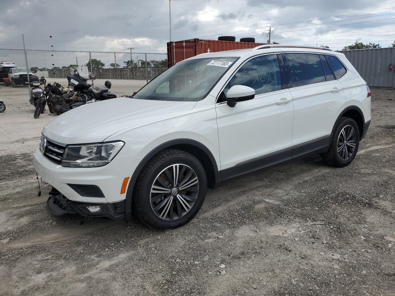 3VV3B7AX8KM087837  volkswagen tiguan 2019 IMG 0