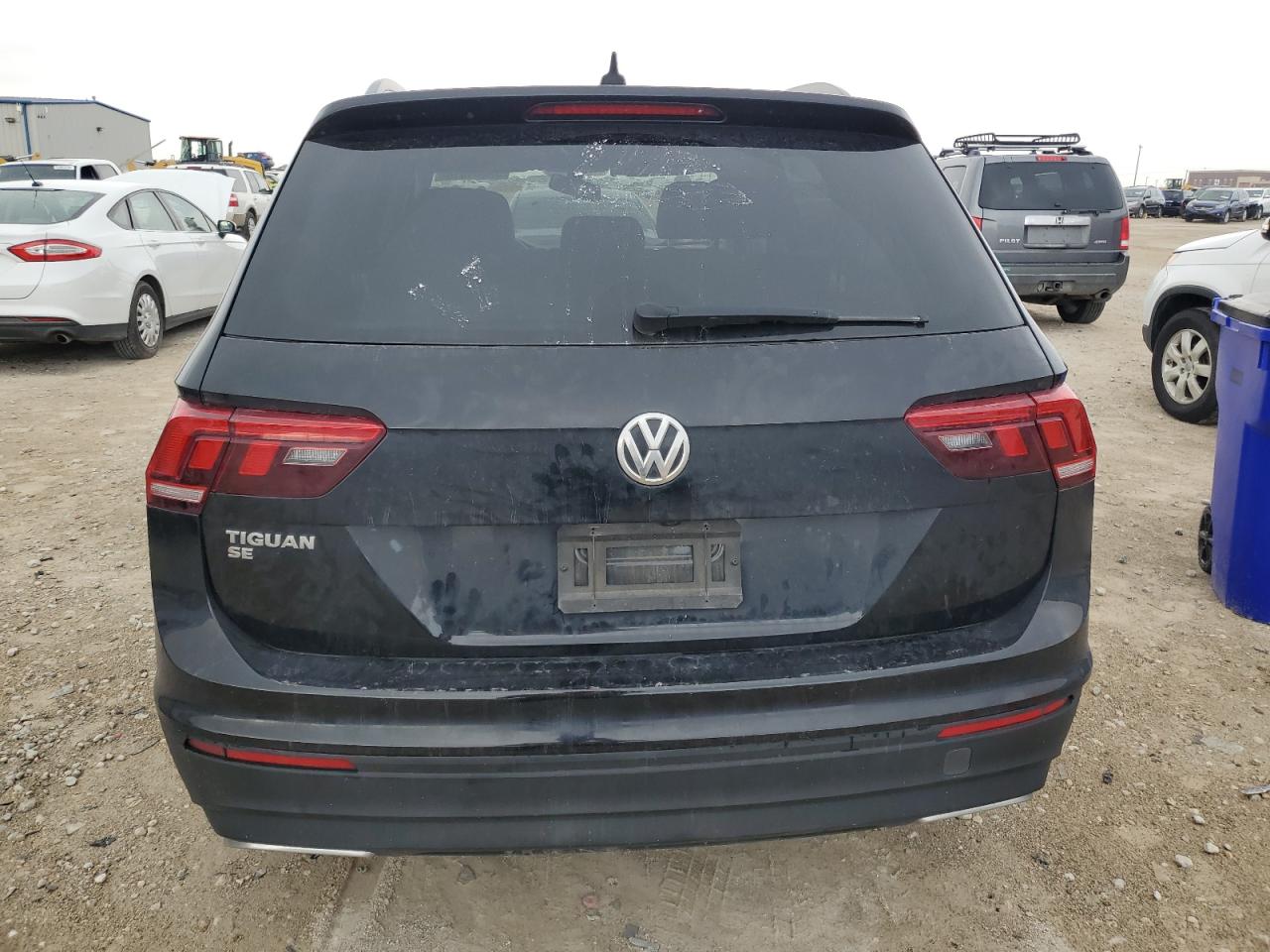 3VV3B7AXXKM140862  volkswagen tiguan 2019 IMG 5