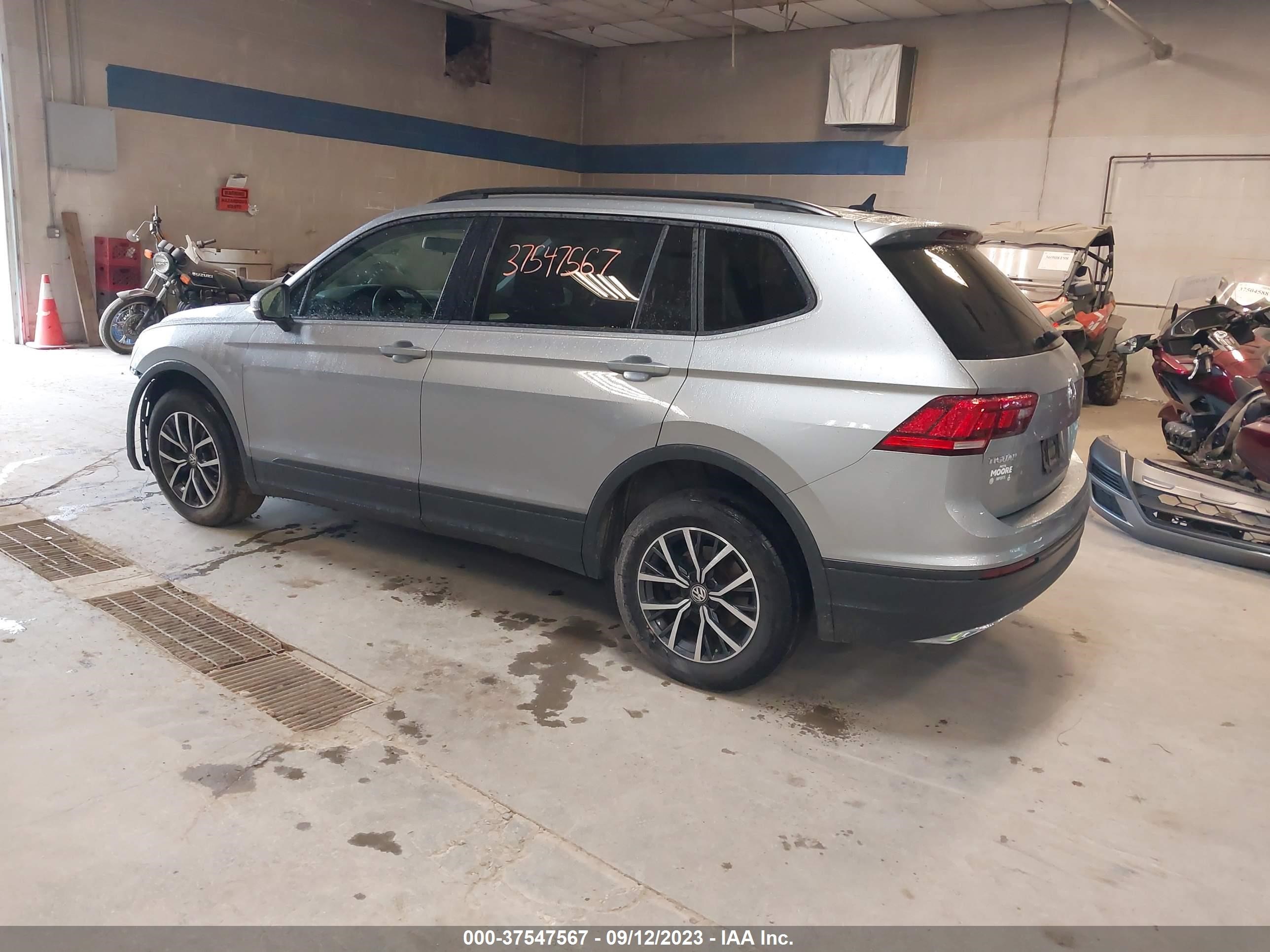 3VV1B7AX8MM028653  volkswagen tiguan 2021 IMG 2