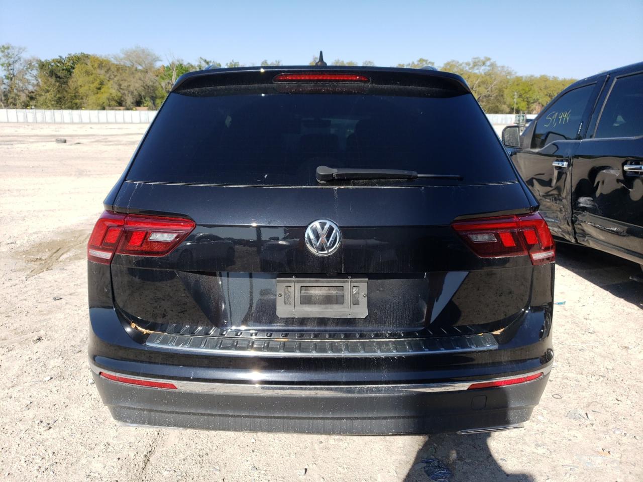 3VV3B7AXXMM119559  volkswagen tiguan 2021 IMG 5