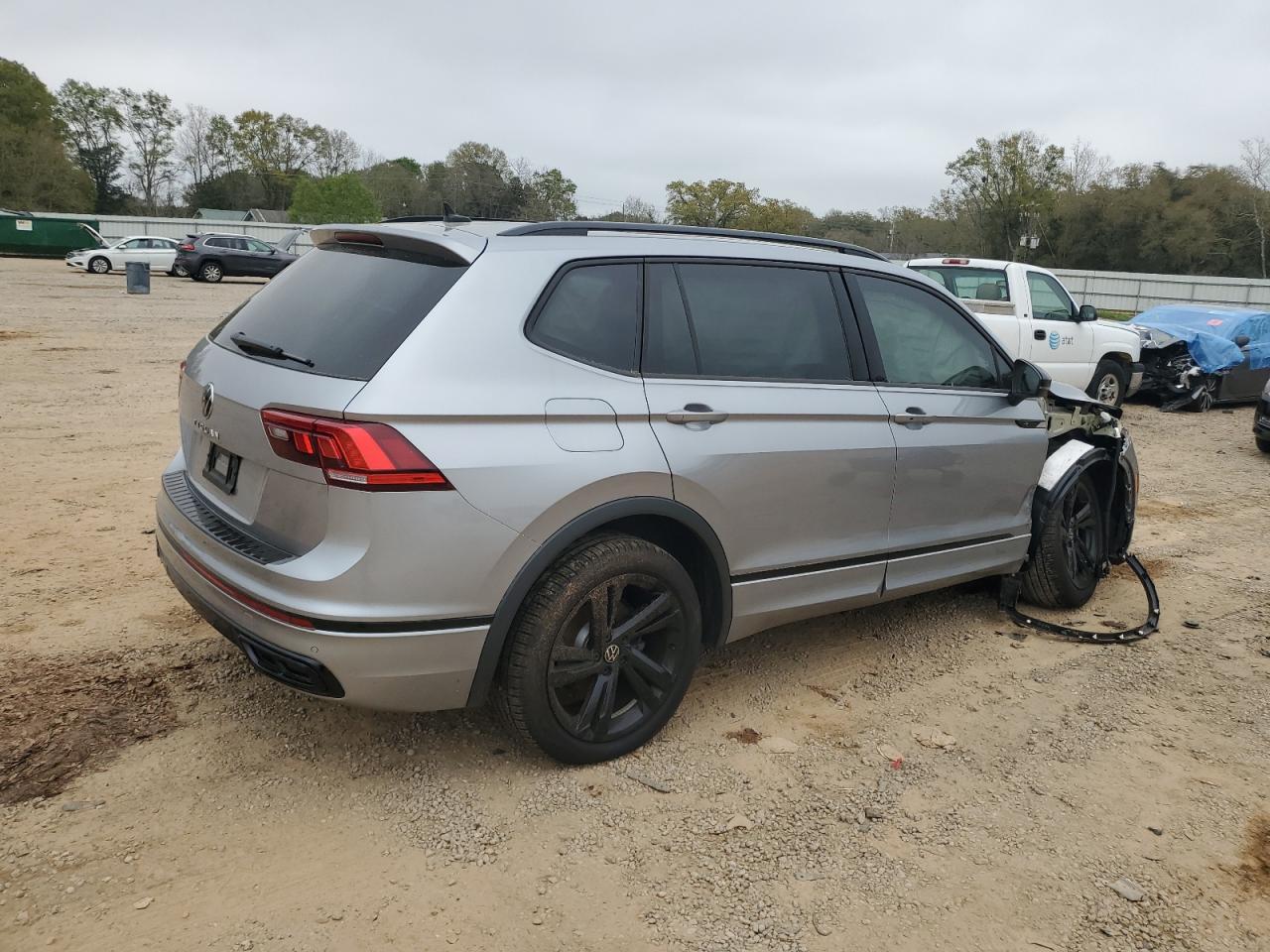 3VVCB7AX4PM036956  volkswagen tiguan 2022 IMG 2