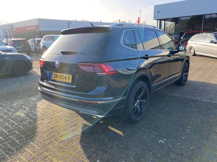 WVGZZZ5NZJM114961  volkswagen tiguan allspace 2018 IMG 2