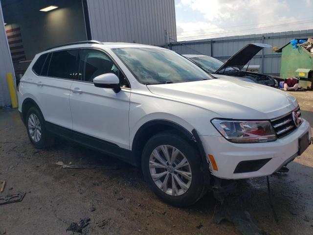 3VV0B7AX1KM179603  volkswagen tiguan s 2019 IMG 3