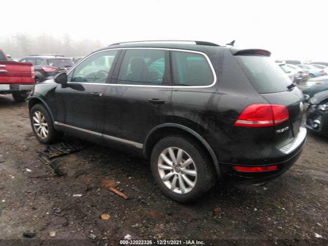 WVGFF9BP5BD001305  volkswagen touareg 2011 IMG 2