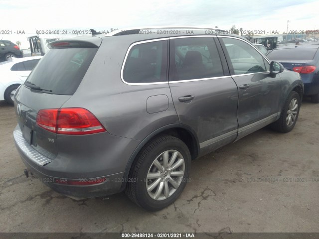 WVGFF9BP8BD001038  volkswagen touareg 2011 IMG 3