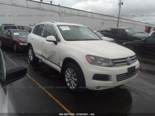 WVGFK9BP3BD003436  volkswagen touareg 2011 IMG 0