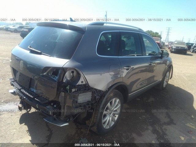 WVGEK9BP1CD006428  volkswagen touareg 2012 IMG 3