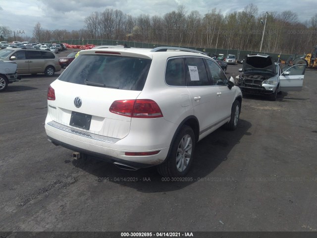 WVGFK9BP4BD004210  volkswagen touareg 2011 IMG 3