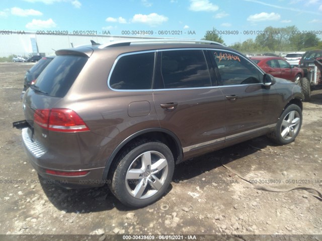 WVGEF9BP9DD010667  volkswagen touareg 2013 IMG 3