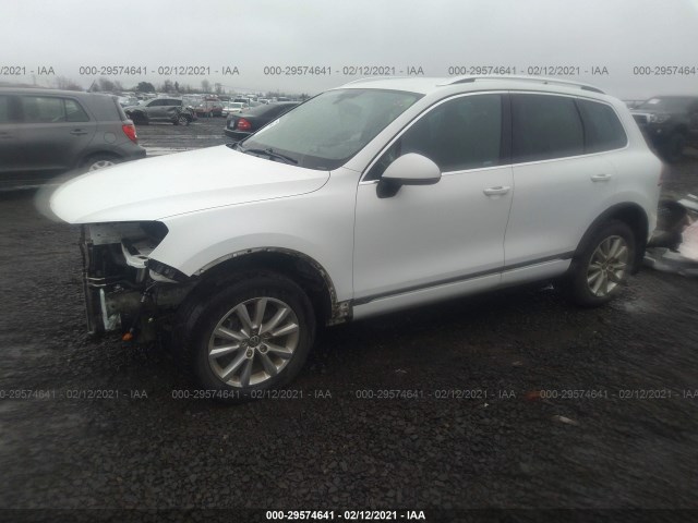 WVGEP9BP0ED008210  volkswagen touareg 2014 IMG 1