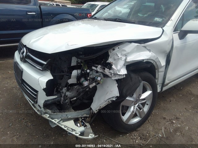 WVGEF9BP5ED012403  volkswagen touareg 2014 IMG 5