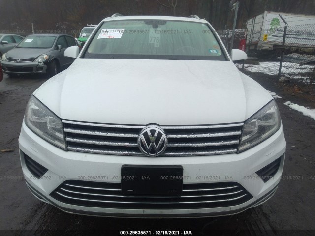 WVGEP9BP0FD001601  volkswagen touareg 2015 IMG 5