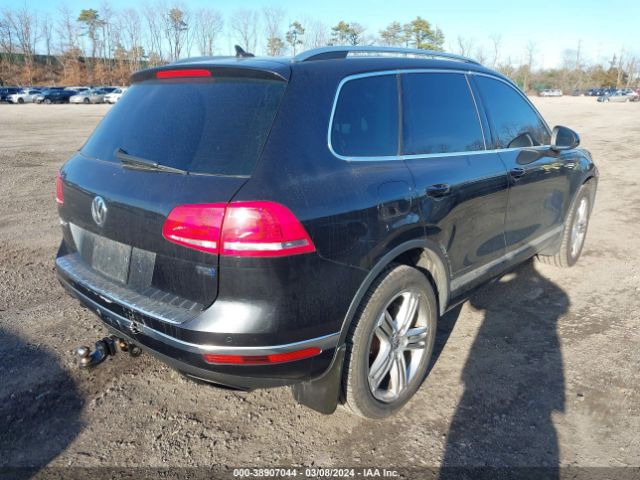 WVGEP9BP0FD003302  volkswagen touareg 2014 IMG 3