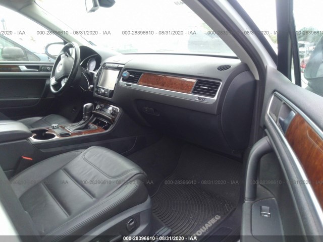 WVGEP9BP5ED008543  volkswagen touareg 2014 IMG 4