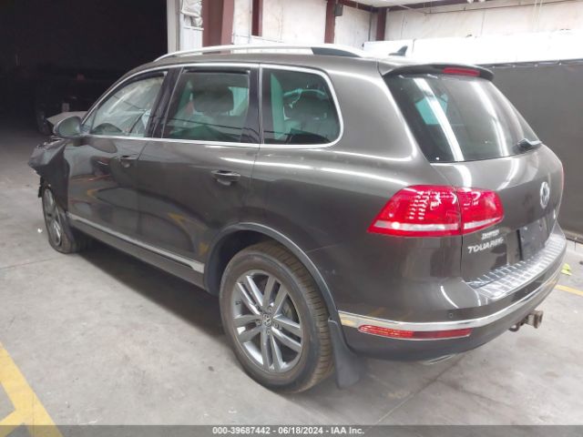 WVGEP9BP8FD003015  volkswagen touareg 2014 IMG 2