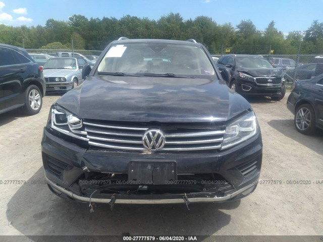 WVGEF9BP1GD010988  volkswagen touareg 2016 IMG 5