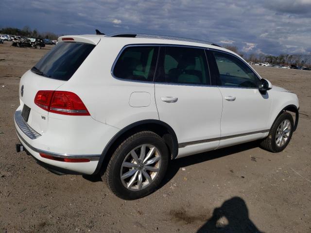 WVGEF9BP2GD002351  volkswagen touareg 2015 IMG 2