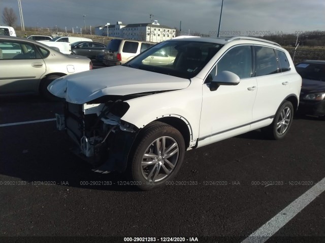 WVGEF9BP4GD001542  volkswagen touareg 2016 IMG 1