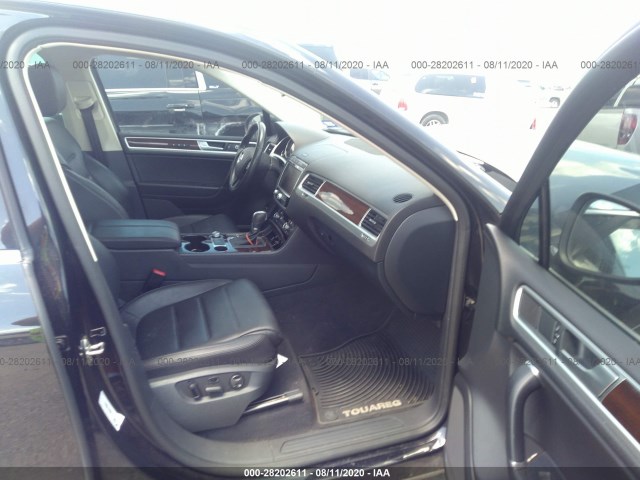 WVGEF9BP7GD006606  volkswagen touareg 2016 IMG 4