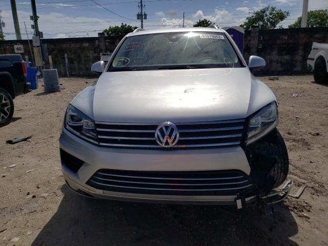 WVGEF9BP8GD010356  volkswagen touareg 2015 IMG 4