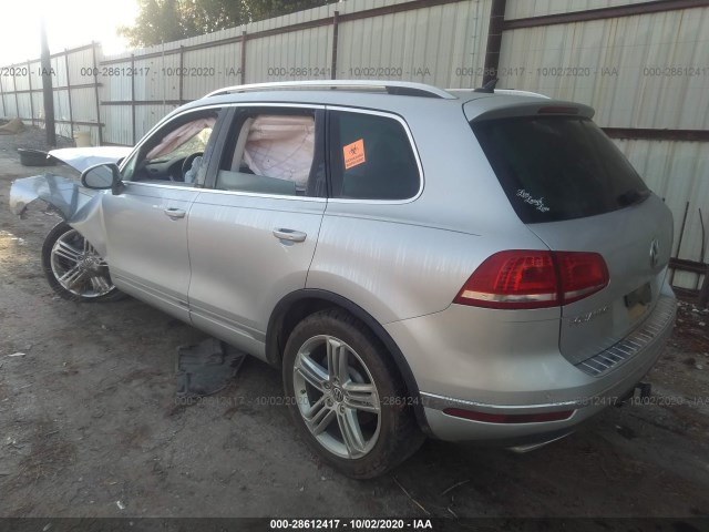 WVGEP9BP0FD005826  volkswagen touareg 2015 IMG 2