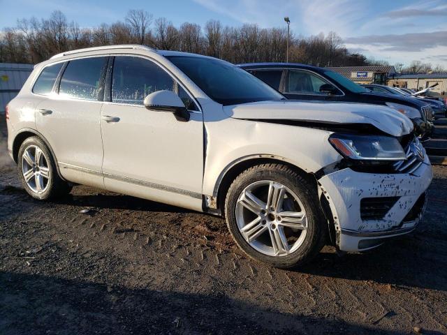 WVGEP9BP8FD006982  volkswagen touareg 2015 IMG 3