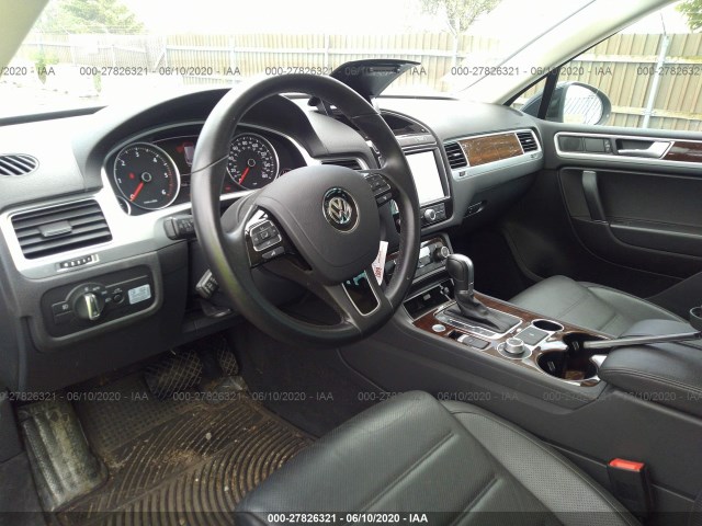 WVGEP9BPXGD001655  volkswagen touareg 2015 IMG 4