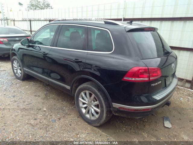 WVGEF9BP2GD000549  volkswagen touareg 2016 IMG 2