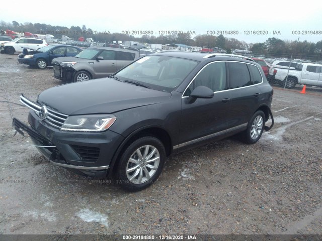 WVGEF9BP4GD003257  volkswagen touareg 2016 IMG 1