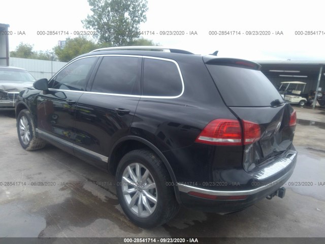 WVGEF9BPXGD010178  volkswagen touareg 2016 IMG 2