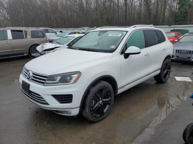 WVGRF7BP8HD001101  volkswagen touareg 2017 IMG 0