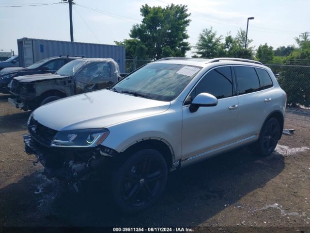 WVGRF7BPXHD000046  volkswagen touareg 2016 IMG 1