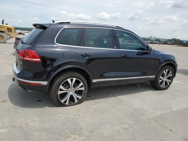 WVGRF7BPXHD003948  volkswagen touareg 2016 IMG 2