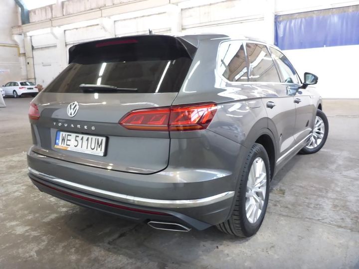 WVGZZZCRZKD006322  volkswagen touareg 2018 IMG 3