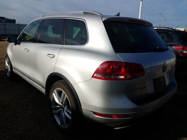 WVGDF9BP8DD008663  volkswagen touareg v6 2013 IMG 2