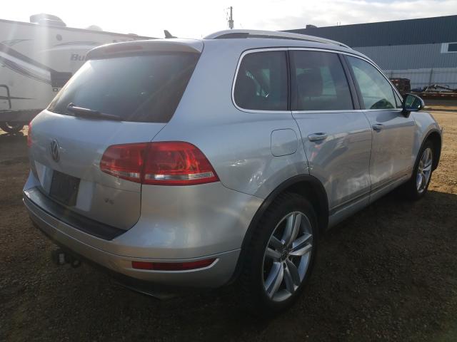 WVGDF9BP8DD008663  volkswagen touareg v6 2013 IMG 3