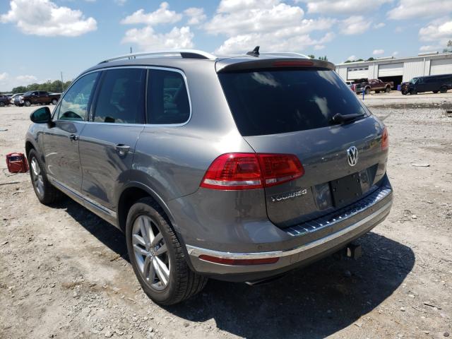 WVGRF7BP9HD004816  volkswagen touareg wo 2017 IMG 2