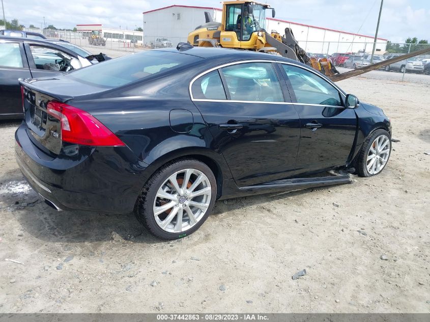 LYV402HM5JB171366  volvo s60 2018 IMG 3