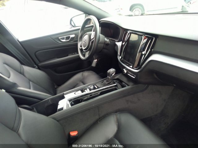 7JRA22TK0KG013396  volvo s60 2019 IMG 4