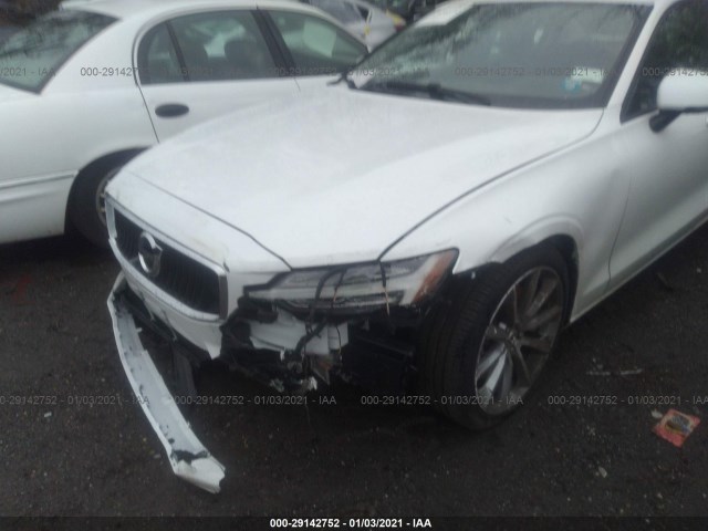 7JRA22TK3LG039606  volvo s60 2020 IMG 5