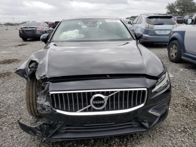 7JRA22TL5KG011426  volvo s60 2019 IMG 4