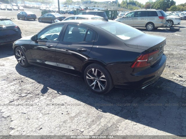 7JRA22TM2KG016706  volvo s60 2019 IMG 2