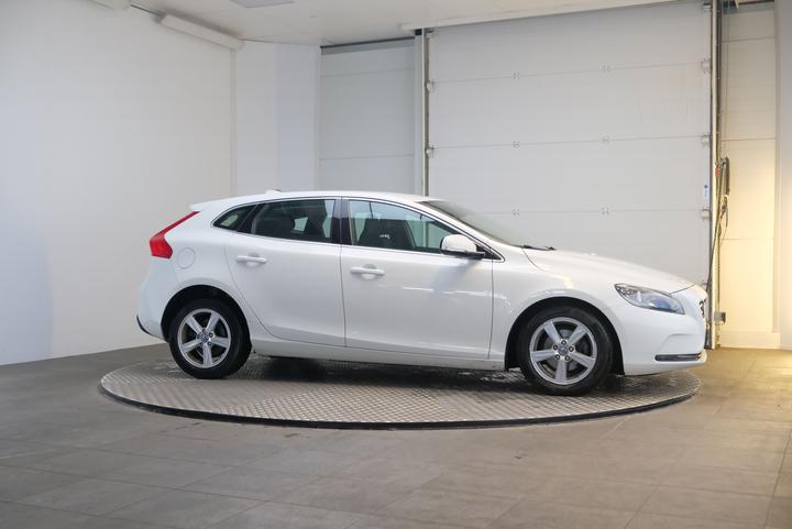 YV1MV8431F2193783  volvo v40 2014 IMG 5