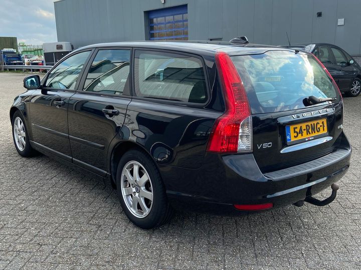 YV1MW84F1C2652805  volvo v50 2011 IMG 2