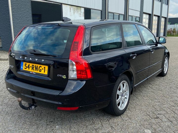 YV1MW84F1C2652805  volvo v50 2011 IMG 3