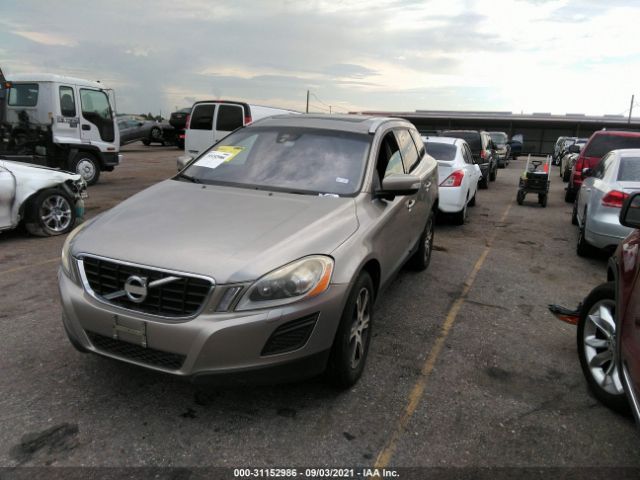 YV4902DZ3D2424792  volvo xc60 2013 IMG 1